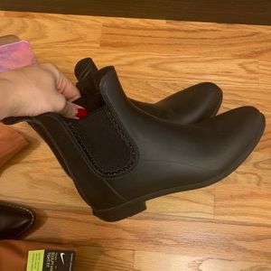 Jack Rogers rain boots